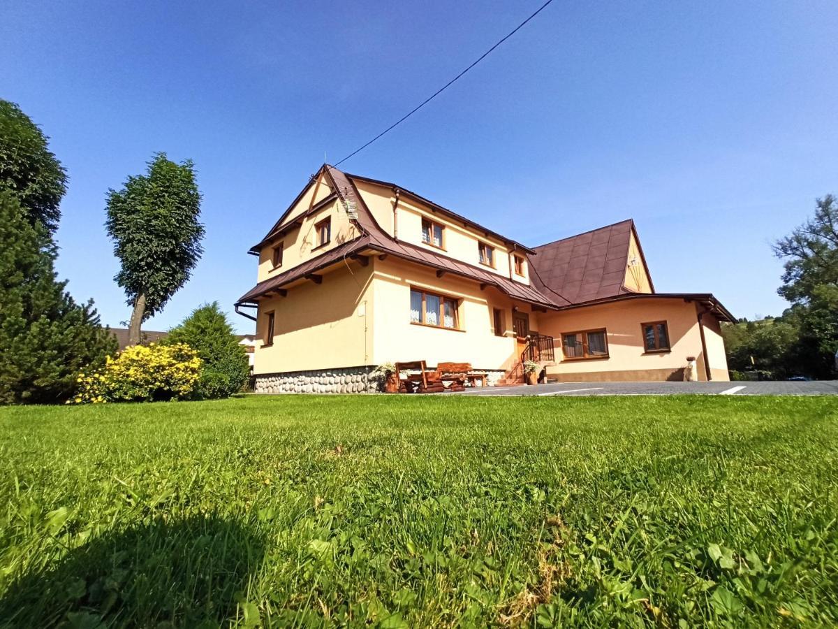 Appartamento Brzoskwiniowy Dom Banska Nizna Esterno foto