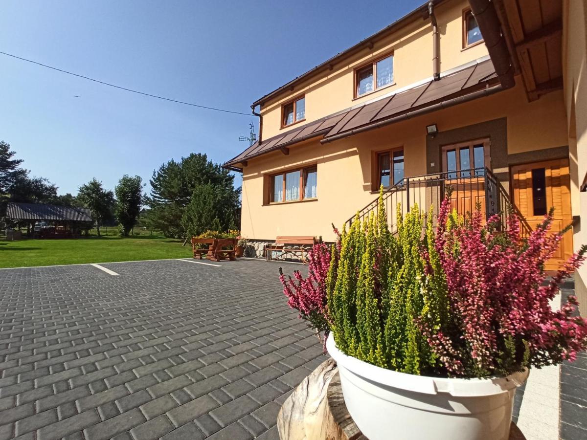 Appartamento Brzoskwiniowy Dom Banska Nizna Esterno foto