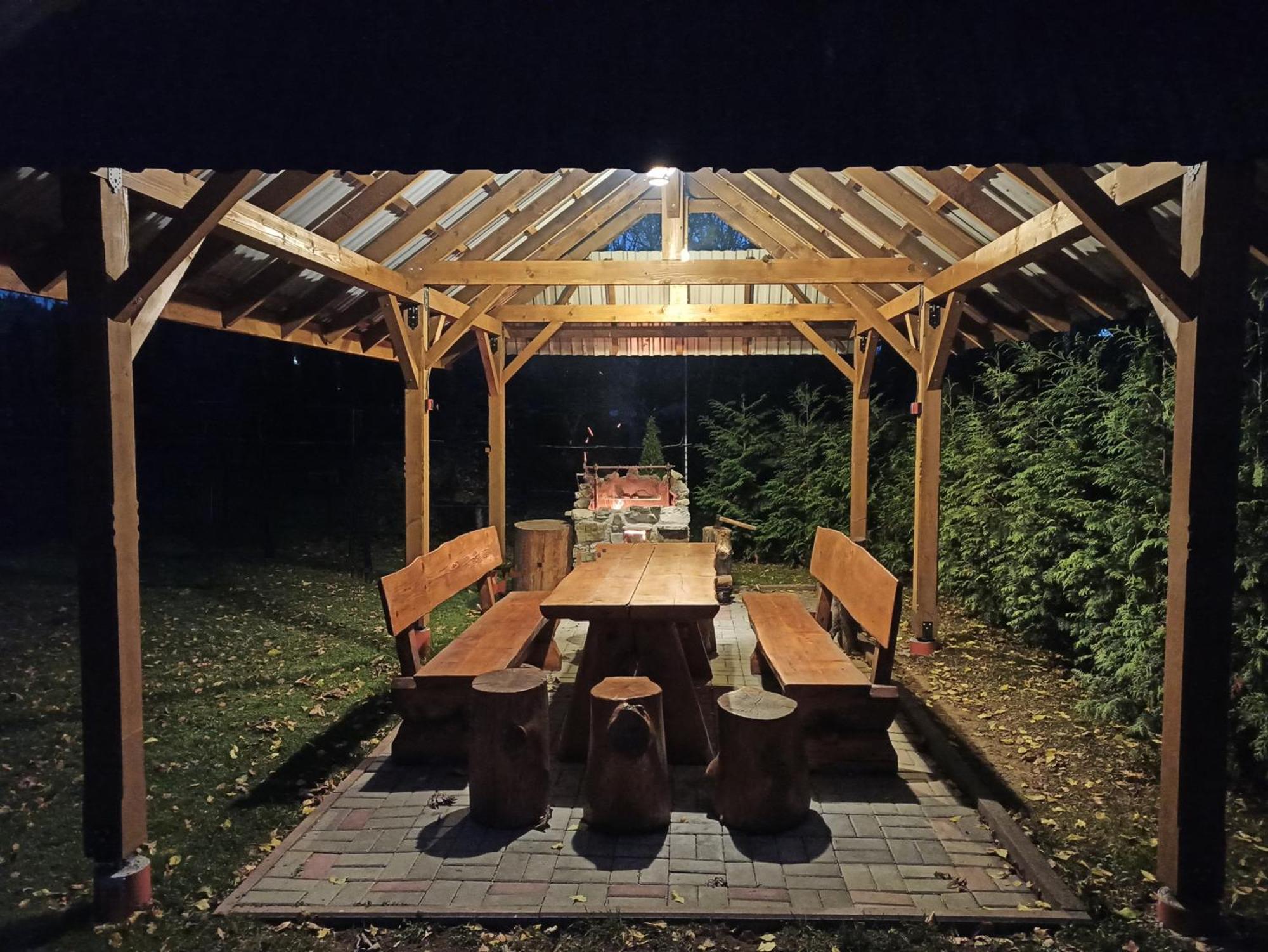 Appartamento Brzoskwiniowy Dom Banska Nizna Esterno foto